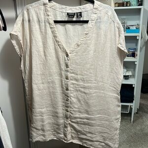 Jones & CO 100% Linen shirt.